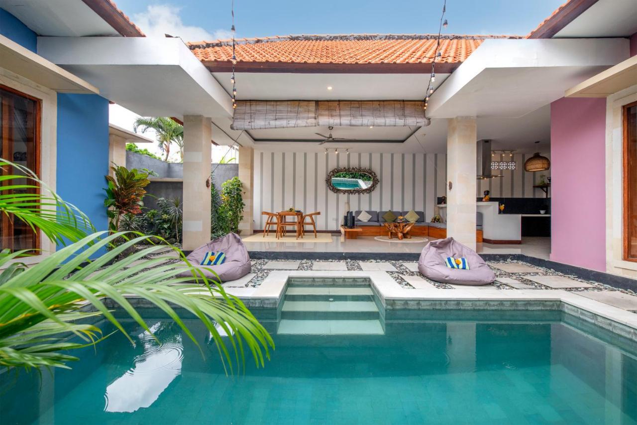 Villa Scarlet